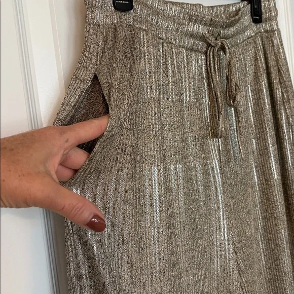 BISHOP & YOUNG gold glittery joggers - Picture 3 of 11